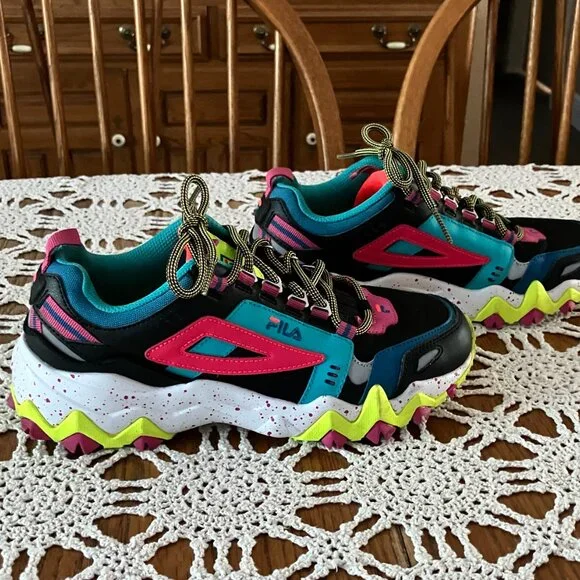 Women’s Sz. 9.5 Fila Oakmont TR Lace-Up Athletic Shoes Sneakers 80’s/90’s Retro - Picture 3 of 8